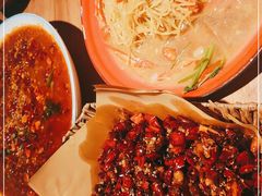 -先启半步颠小酒馆(白麓里店)