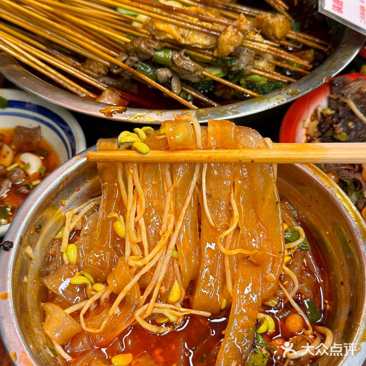 成都西南财大附近，平价好吃的串串香