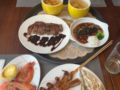 -南郊宾馆·风味自助餐厅·山东十六地市特色菜