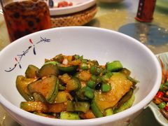 -洞庭土菜小炒馆(易发广场店)