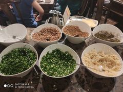 -肖肖酸萝卜鱼火锅(总店)