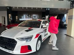 -金港秋名山·双层卡丁车场