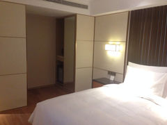 iphone_upload_pic-西安钟楼亚朵S吴酒店(钟楼东店)