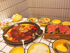 -卤校长重庆火锅(恒隆广场店)