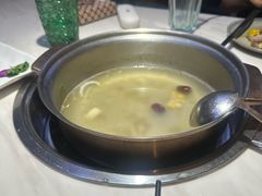 -喃喃椰·糟粕醋·椰子鸡火锅(七堡花园店)