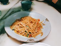 -佬麻雀·新湘菜(珠海金发购物中心店)