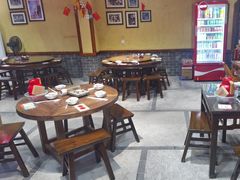 -富正毅三下锅(体育馆店)