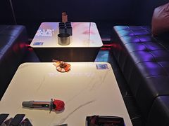 -星聚会KTV(外滩南京路旗舰店)