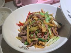 -江渔儿酸菜鱼·拔草餐厅(虎门君乐汇店)