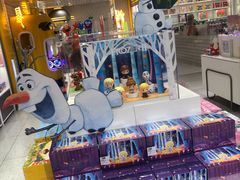 -泡泡玛特POPMART(上海环球港店)