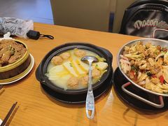 -莲餐厅·湖北菜·潜江小龙虾店(愚园路店)