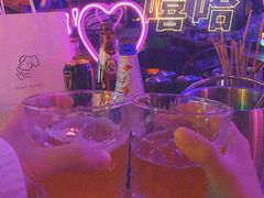 -UP嘻哈酒吧(粉巢店)
