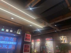 -巴卤社老火锅(财富店)