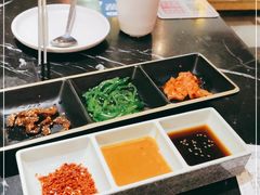 -鹤江桥·红油牛肉粉(SKP店)