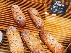 坚果芋头-皇后西斯汀(千姿汇店)