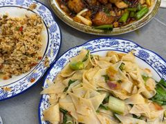 -边疆缘正宗腾冲风味菜馆(腾冲店)