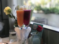 缤纷莓果茶-蜜桃花开·中西融合菜E&W(南长街店)