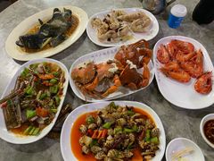 -四川小胡子海鲜(丁村万人海鲜广场店)