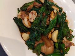 -香山湖渔家大院