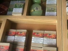 -泰·菩提树下[泰式按摩x精油SPAx肩颈头疗](新景店)