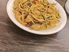 -东北范·金牌肘子·杀猪菜(美乐城店)