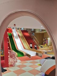 -奈尔宝·儿童乐园·亲子餐厅(前滩店)