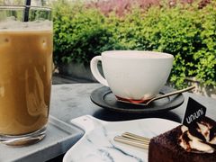 -UNI UNI(环亚凯瑟琳店)