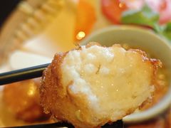 -大头虾越式风味餐厅(光明广场店)