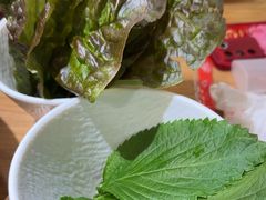 -青瓦餐厅·生鱼片·韩园烤肉(西塔店)