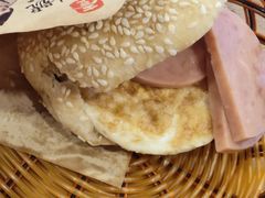 -头壹号  羊汤·饸饹面·大油条(嘉华店)