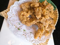 香脆小酥肉-河畔春天时尚餐厅