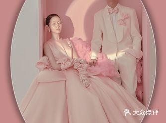粉色少女感韩式婚纱照甜到心里去了
