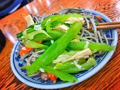 素凉菜-门框胡同百年卤煮(新街口店)