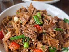 -芦茨金富饭庄·25年老字号·专做稻草鸡