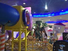 -反斗乐园π·电玩·高空拓展·蹦床(龙华天虹店)