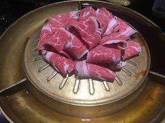 -猪啊牛呀羊啊铜盘烤肉(正大广场店)