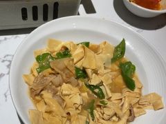 -关东小磨东北菜(漕河泾印象城店)