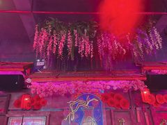 -喜鹊音乐酒馆(西街店)