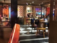 大堂-江边城外烤全鱼(方庄时代购物中心店)