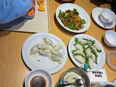 -关东小磨东北菜(上海长风大悦城店)