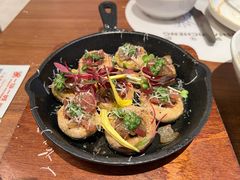 炭烤培根罗勒酱口蘑-一沙一城·岩烤牛扒(深圳首店)