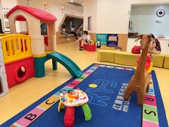 -红黄蓝早教(西海岸旗舰中心)