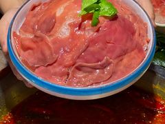 -茅草房·河畔园林火锅