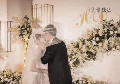 -欣薇婚纱(新源乐汇城店)