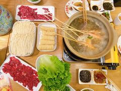 -邹开喜·炭炉鸡煲·海鲜火锅(虹口足球场店)