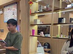 -霸王茶姬(南强街店)