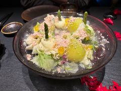 -蟹犇前•帝王蟹雪蟹(陆家嘴店)