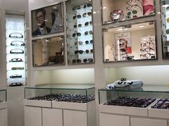 -视康眼镜·蔡司授权店(同乐路广州眼镜城店)