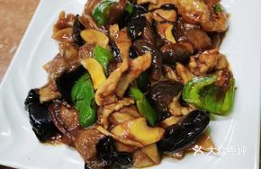 Mushroom and Wood Ear Mushroom Braised Wheat Gluten
