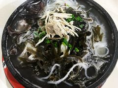 -刚砂锅鸡丝米线